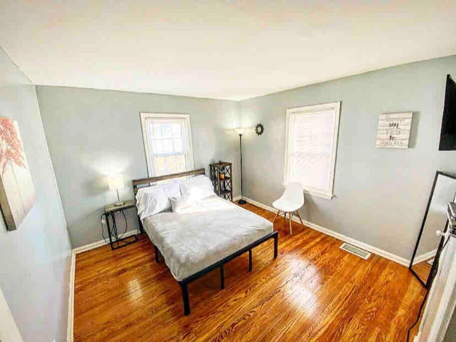 Adorable&cozy Suburban Mins From Dwtn/airport Hébergement de vacances Rochester